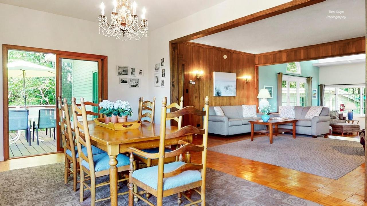 Holiday Hill Resort Saugatuck Eksteriør billede